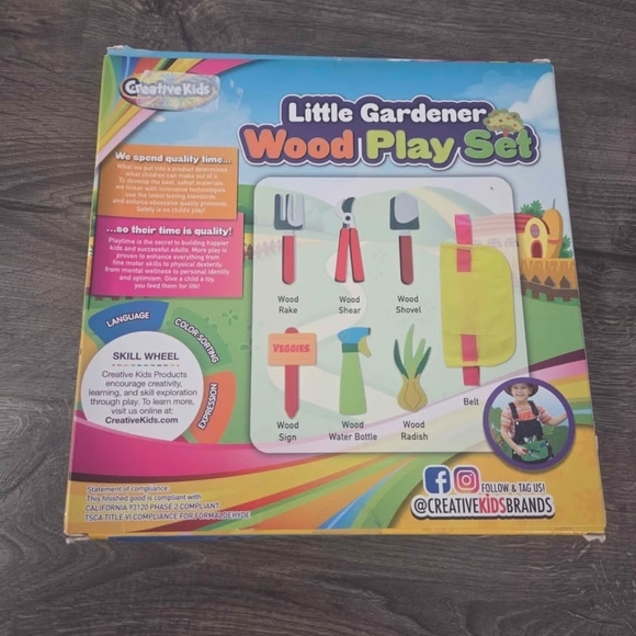 Little Gardener Wood Play Set - NEW - Picture 2 of 3